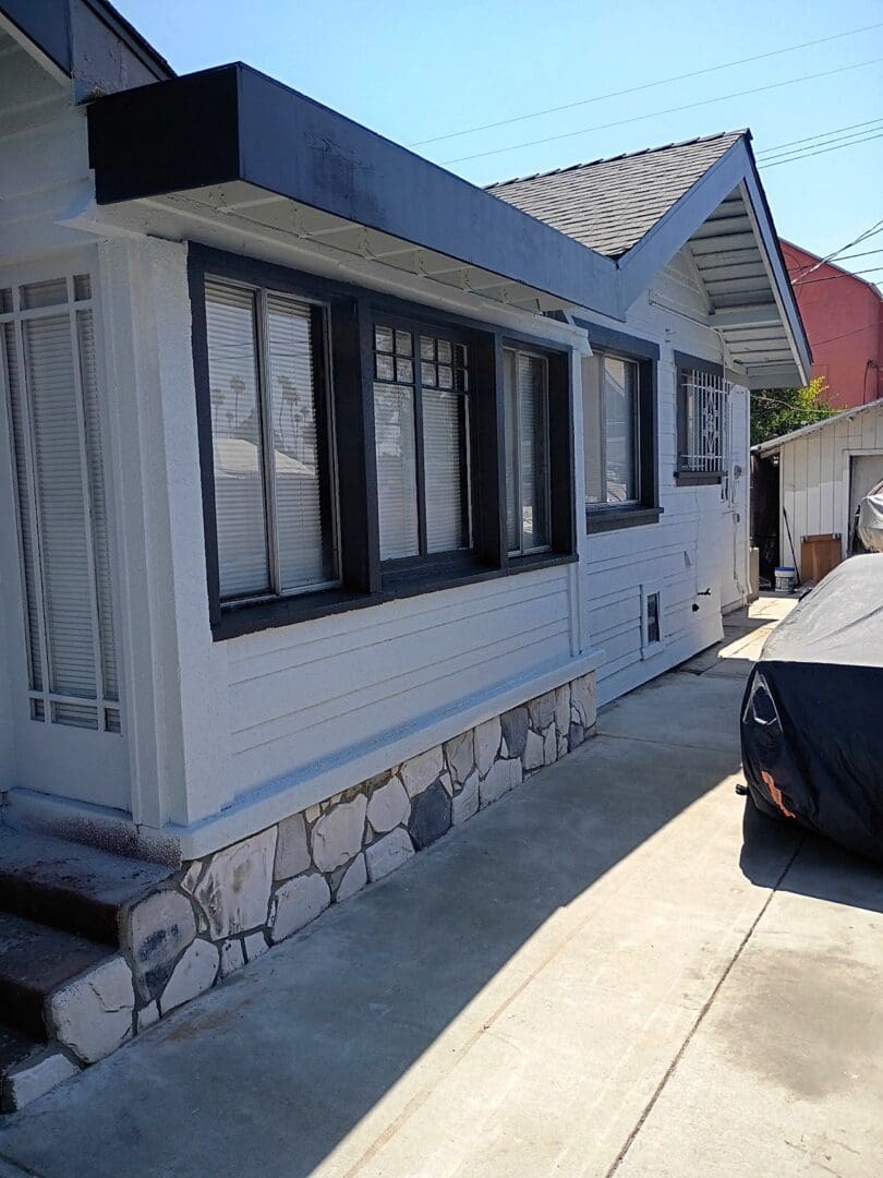 Exterior paint by Green's Construction, Los Angeles