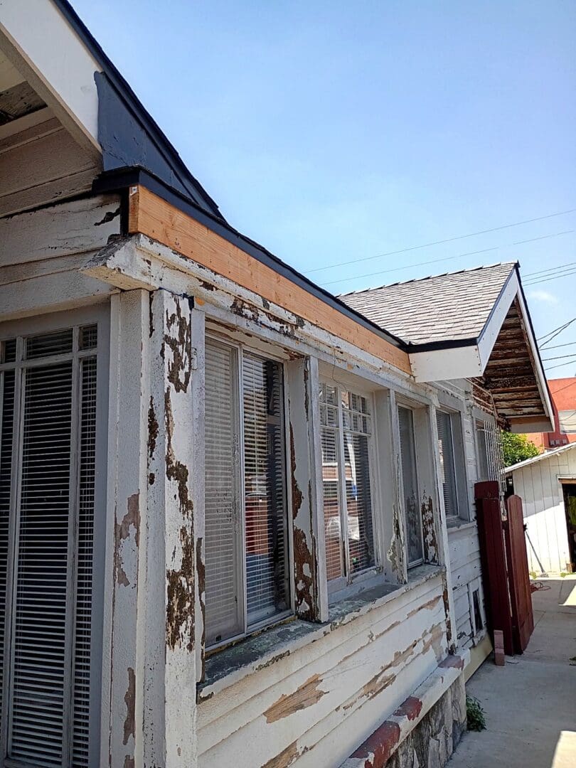 Exterior before painting by Green's Construction, Los Angeles